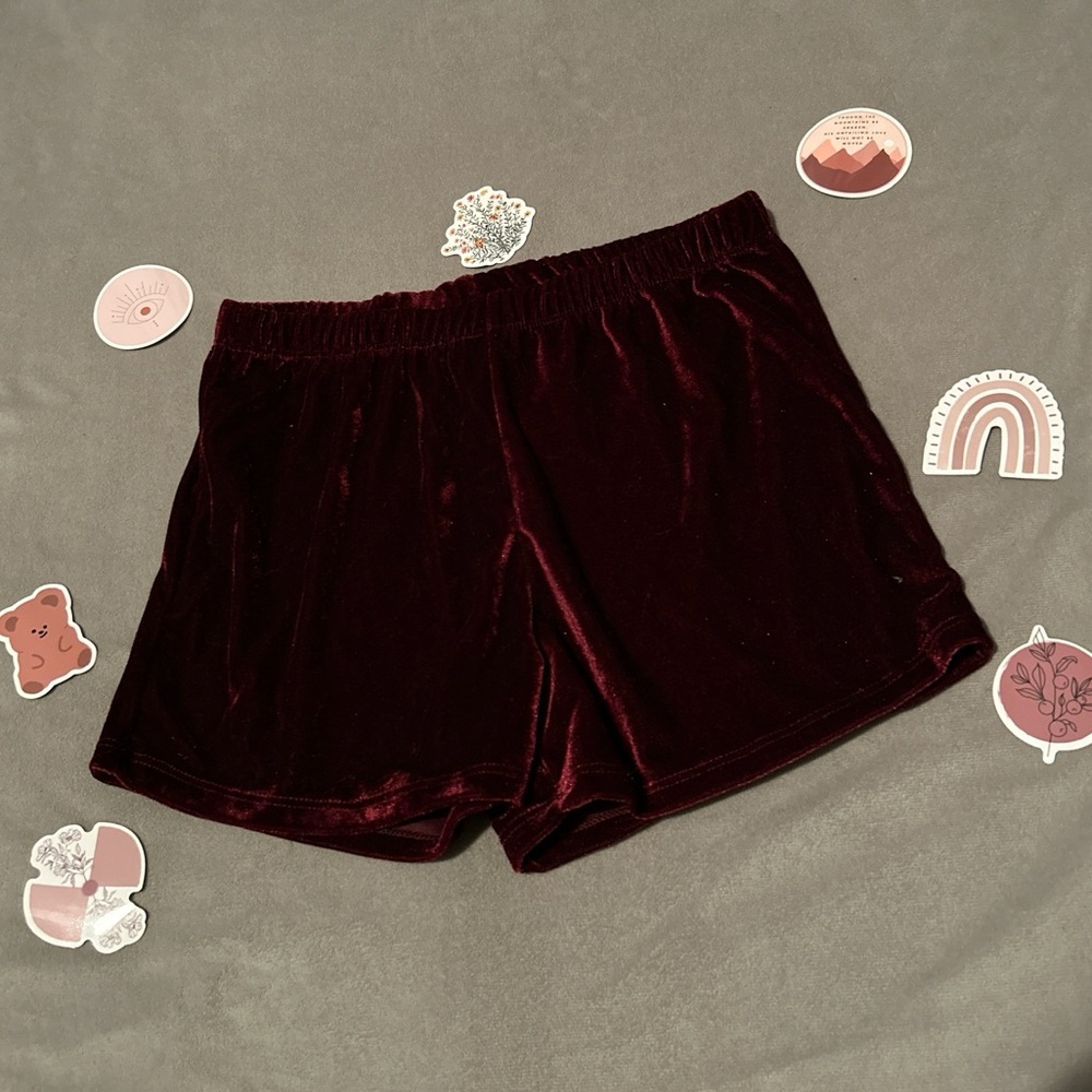 maroon velvet lounge shorts!